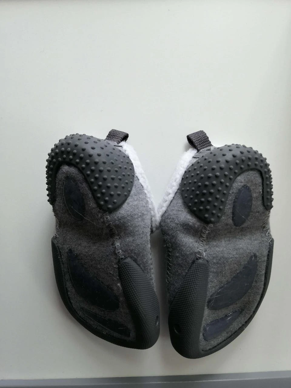 Zapatillas suaves y antideslizantes Gris Talla 20 Décathlon – photo 3